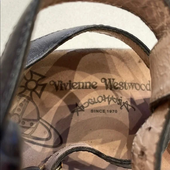 Vivienne Westwood Leather Gladiator Sandals, Charcoal. Size 8.5 - Picture 5 of 11